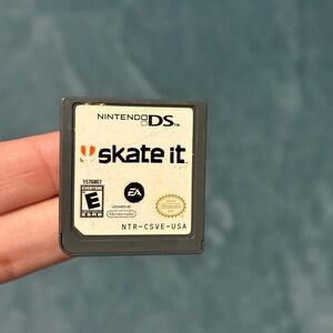 Nintendo DS Skate It Game Cartridge game